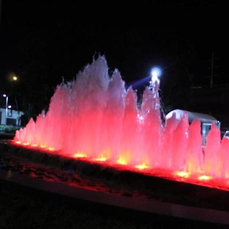 Azure Urban Resort A4 Near Airport Mall With Wavepool Paranaque City Екстериор снимка